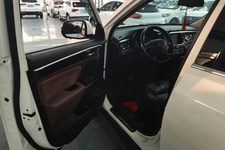 Used GAC Trumpchi GS8 2017 320T Two-Wheel Drive Luxury Smart Connectivity Version (7 Seats)
