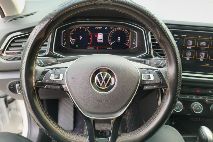 Used Volkswagen T-ROC 2022 280TSI DSG Two-Wheel Drive Comfort PLUS