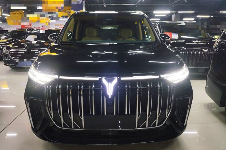 Used VOYAH Dream 2024 PHEV Extended-Range Premium Edition
