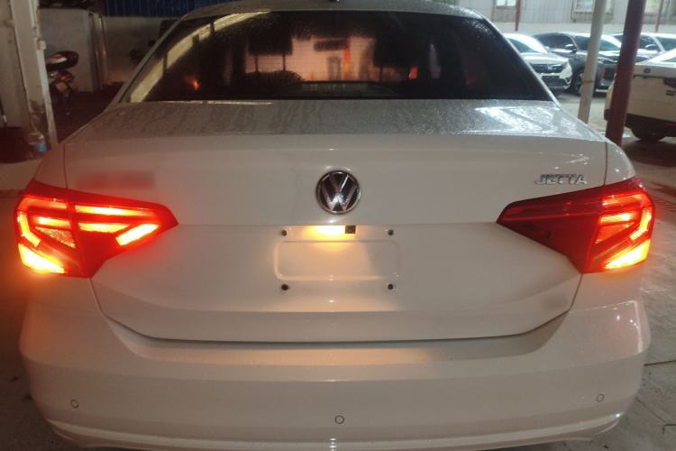 Used Volkswagen Jetta 2019 Dream Edition 1.5L Automatic Fashionable Version
