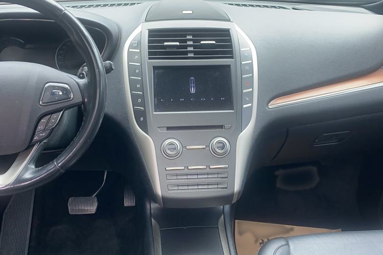 Used Lincoln MKC 2018 2.0T Four-Wheel Drive Zunya Edition
