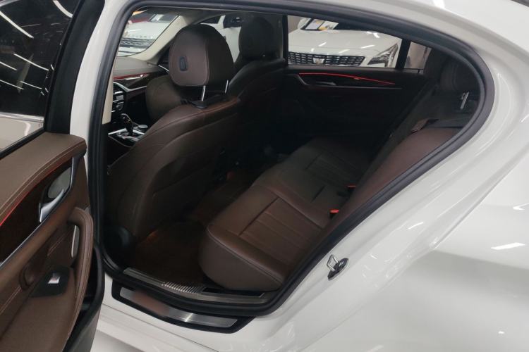 Used BMW 5 Series 2020 525Li Luxury Package
