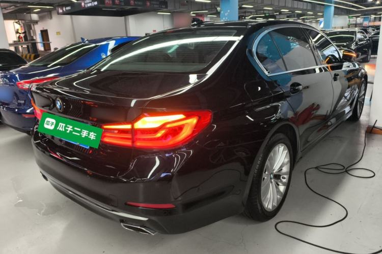 Used BMW 5 Series 2019 Facelifted 530Li Leading Edition Luxury Package
