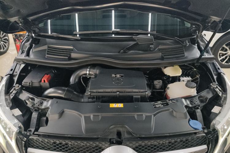 Used Mercedes-Benz V-Class 2021 V 260 Avantgarde Edition
