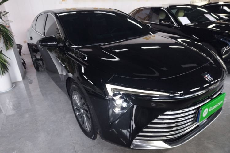 Used Buick LaCrosse 2025 28T Platinum Edition
