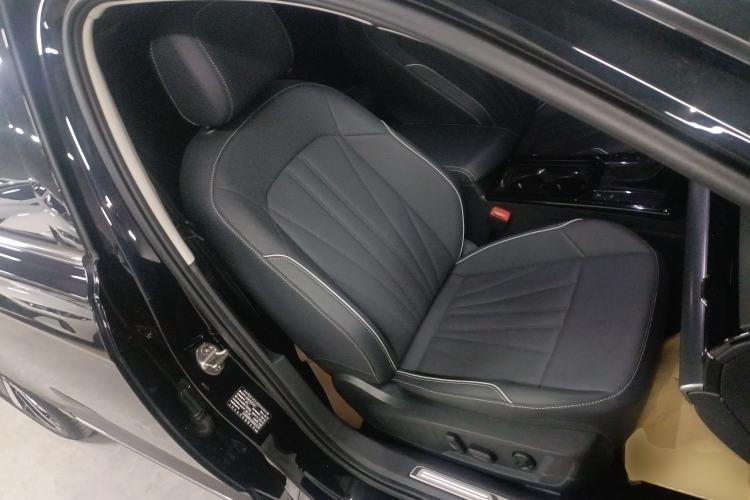 Used Volkswagen Passat 2024 380TSI Luxury Edition
