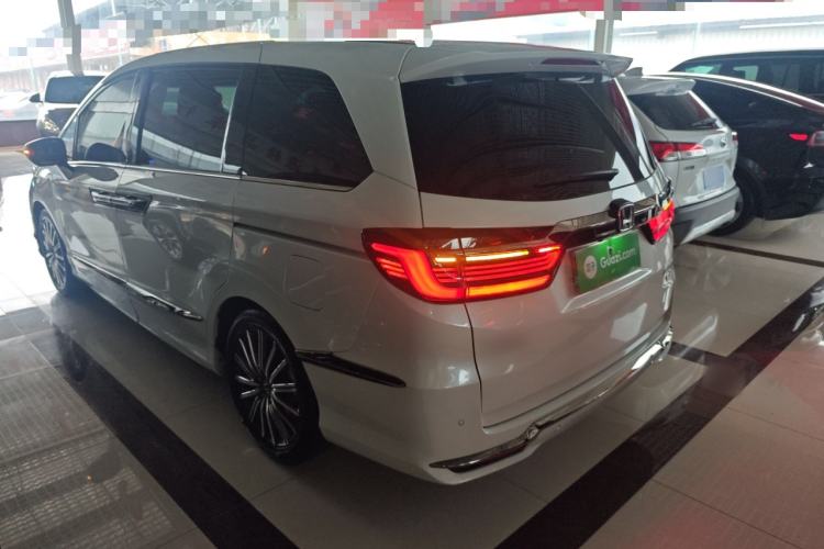 Used Honda Elysion 2022 2.0L eHEV Luxury Edition