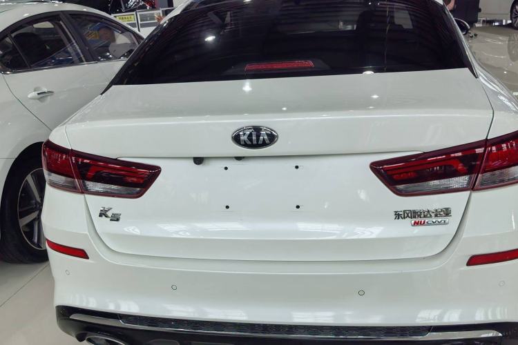 Used Kia K5 2019 Pro 2.0L Automatic Luxury Version China VI Standard
