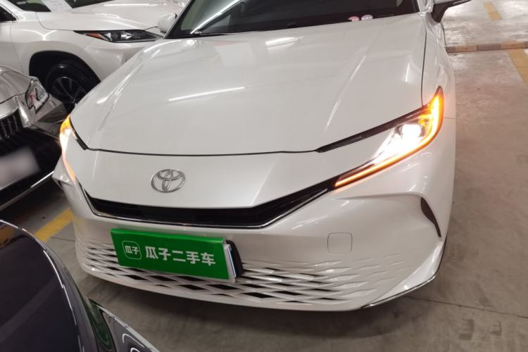 Used Toyota Camry 2024 Dual-Motor 2.0 HGVP Luxury Edition
