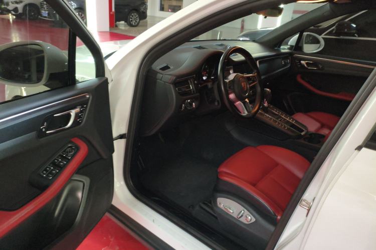 Used Porsche Macan 2021 Macan 2.0T
