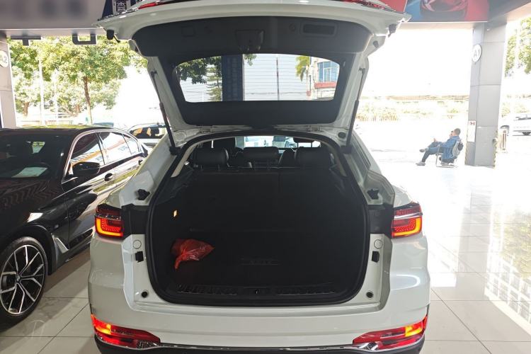 Used Changan CS85 COUPE 2019 1.5T DCT Dynamic Version China VI Standard