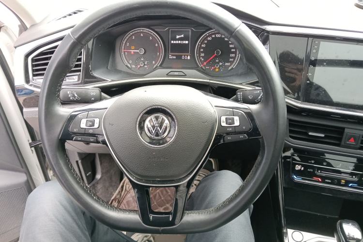 Used Volkswagen Tayron 2020 330TSI Two-Wheel Drive Luxury Smart Connectivity Version