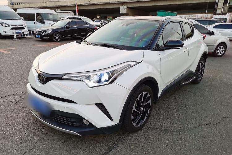 Used Toyota IZOA 2018 2.0L Yichi Version China VI Standard