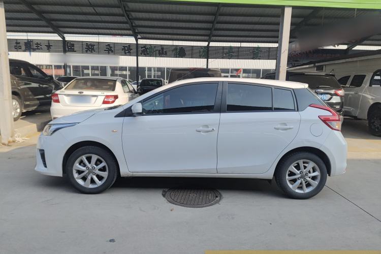 Used Toyota YARiS L 2015 1.5E Automatic Charm Edition
