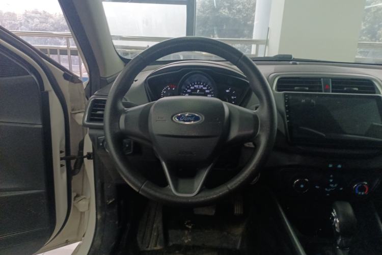Used Ford Escort 2019 Revised 1.5L Automatic ZhiXiang Version China VI Standard
