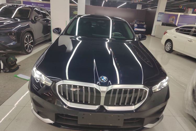 Used BMW i5 2024 eDrive 35L Luxury Package
