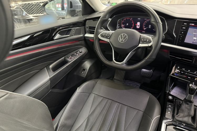 Used Volkswagen Passat 2022 330TSI Starry Luxury Edition
