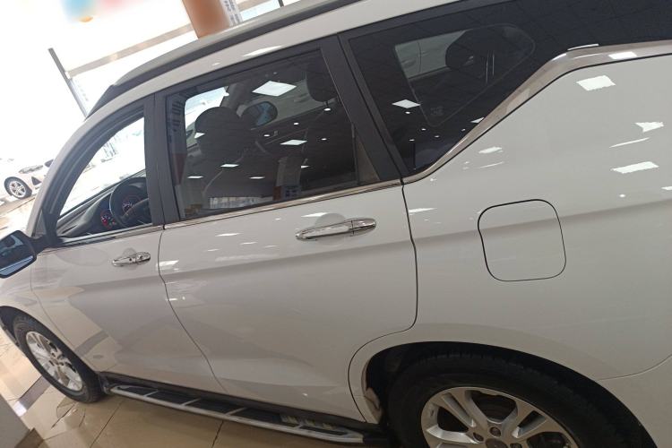 Used Haval M6 2017 1.5T Automatic Two-Wheel Drive Elite Model
