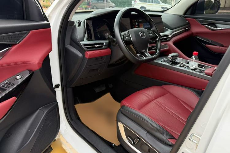 Used Changan CS75 PLUS 2022 1.5T Automatic Luxury Model
