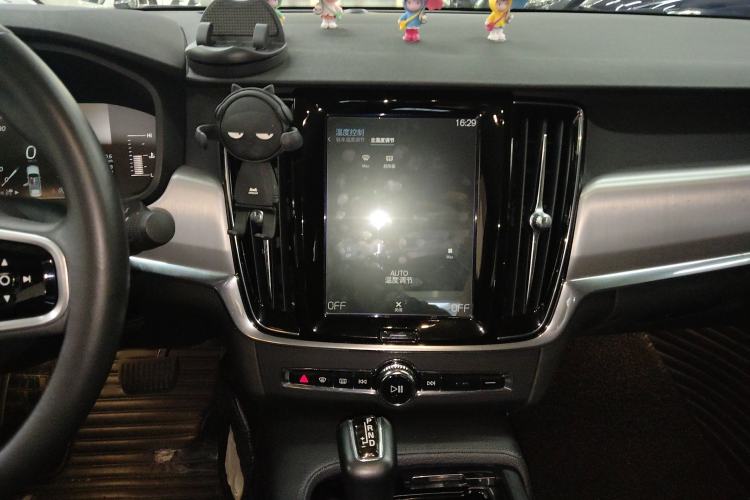 Used Volvo S90 2019 T4 Zhiyi Edition
