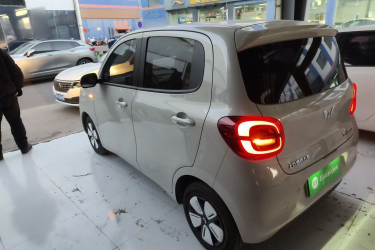 Used Wuling Hongguang MINIEV 2025 Four-Door Version Advanced Edition
