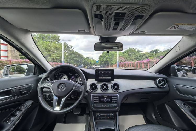 Used Mercedes-Benz GLA 2015 GLA 220 4MATIC Fashion Model