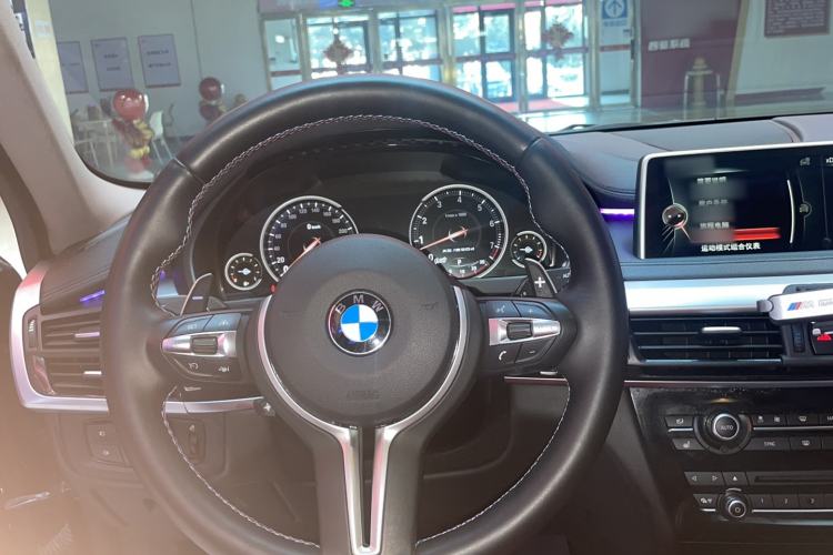 Used BMW X6 2015 xDrive35i Middle East version
