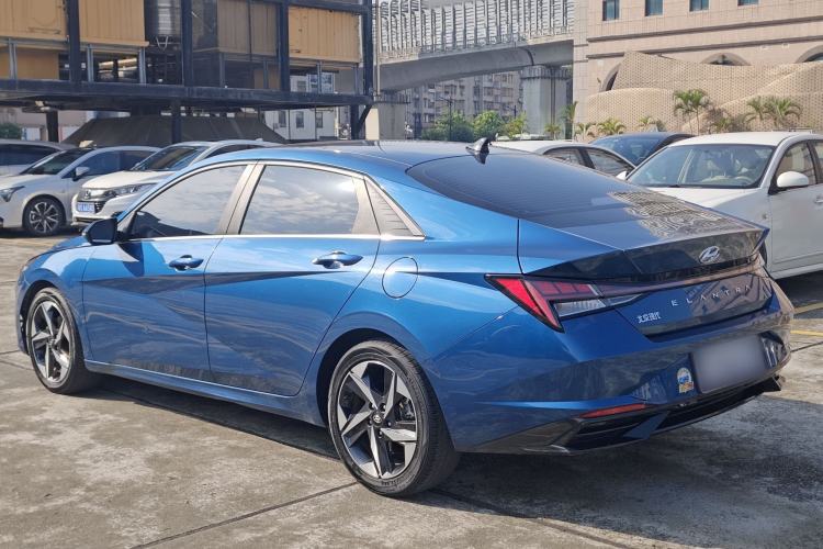 Used Hyundai Elantra 2022 1.5L CVT LUX Prestige Edition