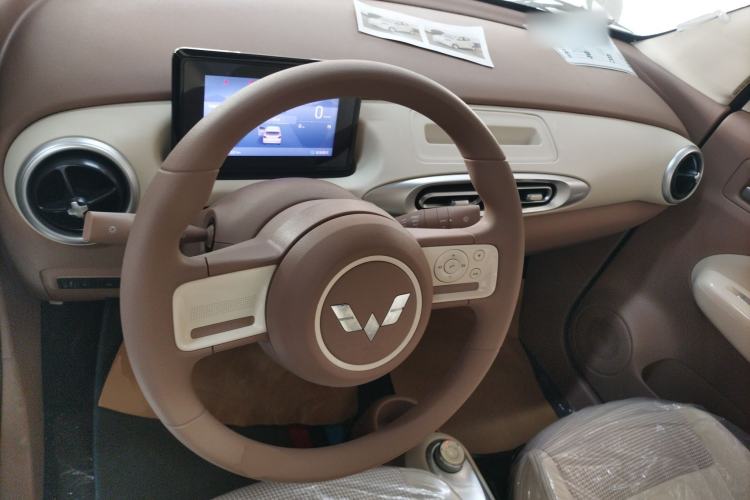 Used Wuling Hongguang MINIEV 2025 Four-Door Version Advanced Edition
