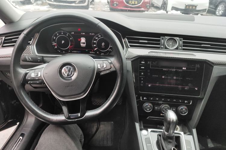 Used Volkswagen Magotan 2018 380TSI DSG Prestige Model
