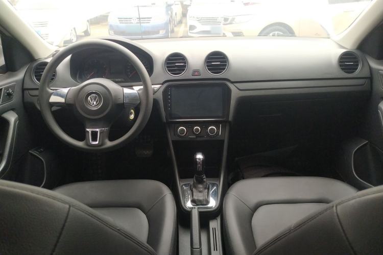 Used Volkswagen Jetta 2015 Value Edition 1.6L Automatic Fashion Version
