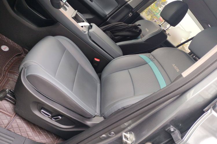 Used AION Y 2023 Younger
