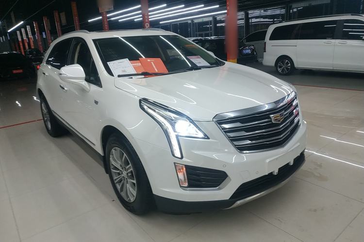 Used Cadillac XT5 2017 Anniversary Edition 25T Luxury Model
