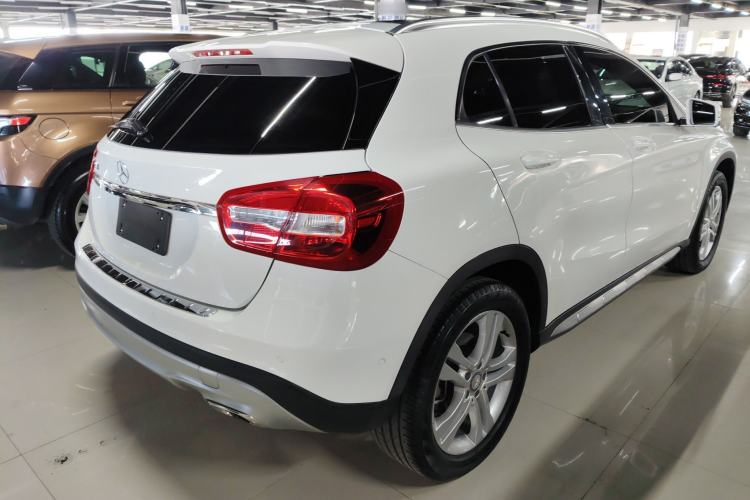 Used Mercedes-Benz GLA 2016 GLA 200 Fashion Model
