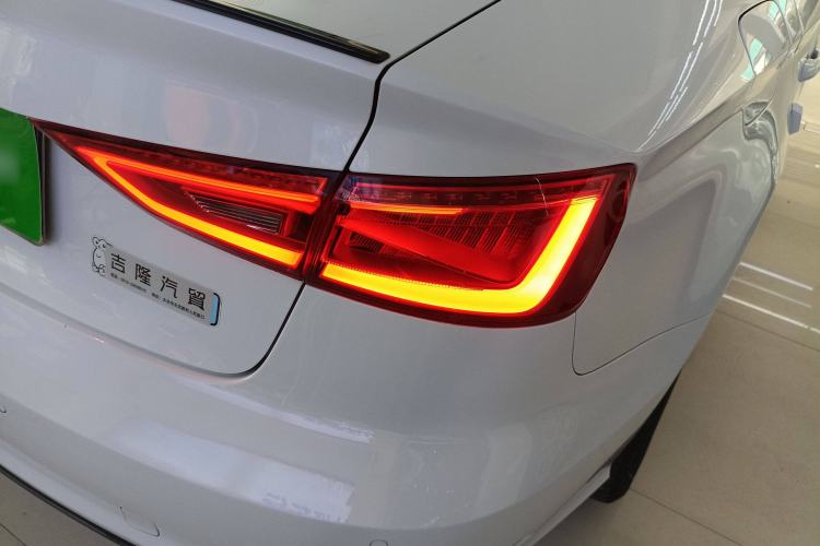 Used Audi A3 2014 Limousine 35 TFSI Automatic Comfort Model
