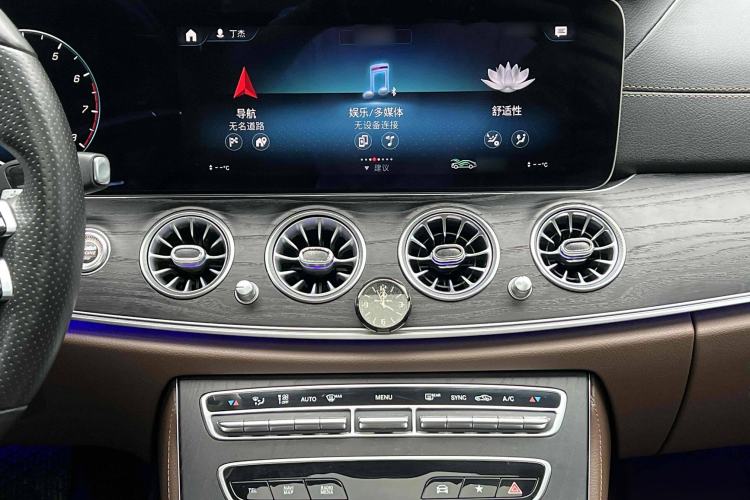 Used Mercedes-Benz E-Class 2022 E 300 L Sporty and Stylish Model
