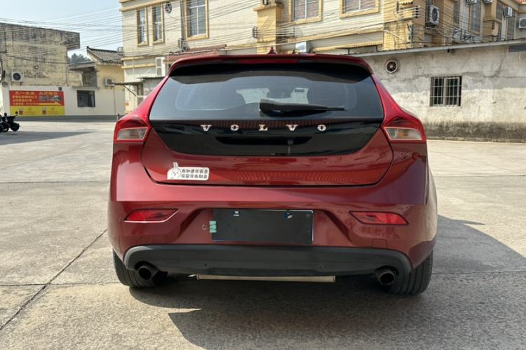 Used Volvo V40 2014 2.0T Zhiya Edition