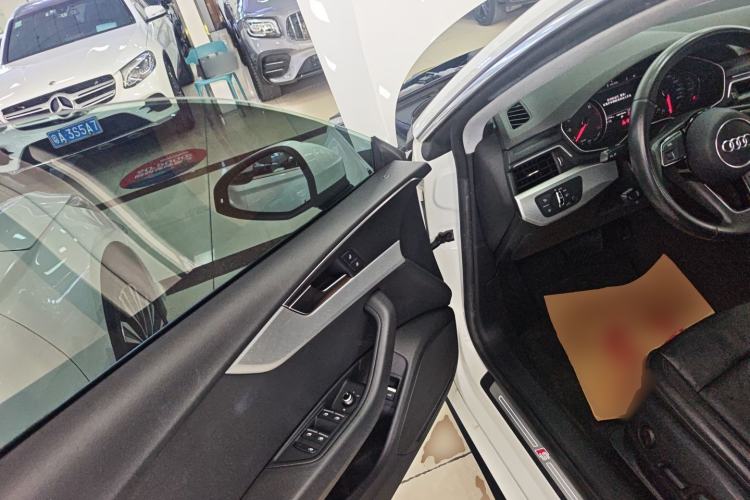 Used Audi A5 2017 Sportback 40 TFSI Fashion Model