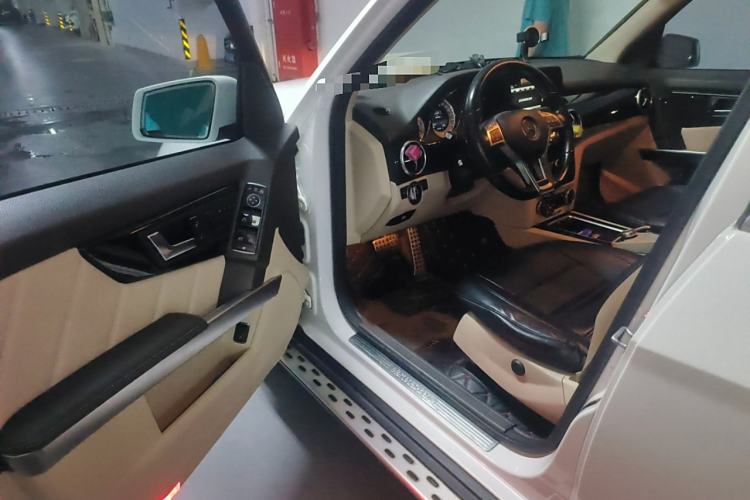 Used Mercedes-Benz GLK-Class 2015 GLK 300 4MATIC Luxury Ultimate Edition
