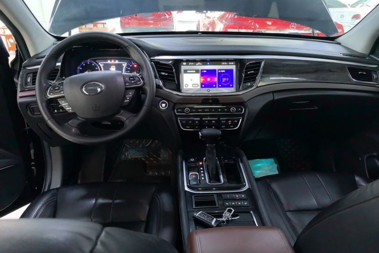 Used GAC Trumpchi GS8 2017 320T Two-Wheel Drive Luxury Smart Connectivity Version (7 Seats)