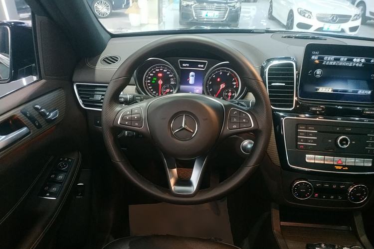 Used Mercedes-Benz GLE 2018 GLE 320 4MATIC Dynamic Edition Collector's Edition