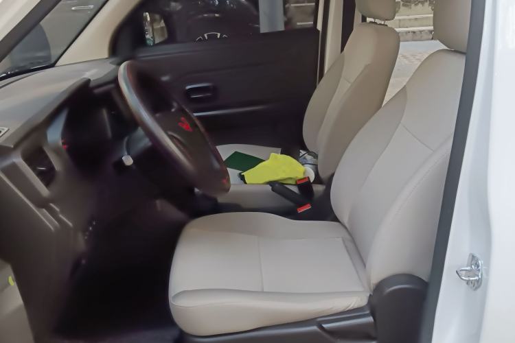 Used Wuling Hongguang V 2022 1.5L Jingqu Edition Electric-Assist LAR
