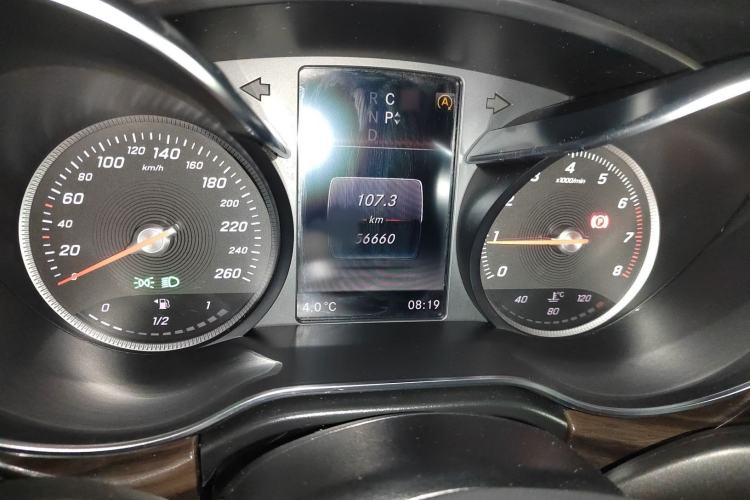 Used Mercedes-Benz V-Class 2018 V 260 Avantgarde Edition China V
