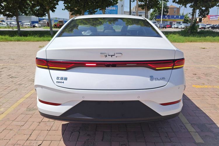 Used BYD Qin PLUS 2025 DM-i Smart Drive 55KM Leading Model
