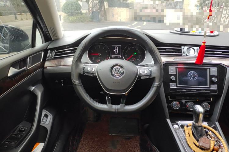 Used Volkswagen Magotan 2019 330TSI DSG Leading Model China VI Standard