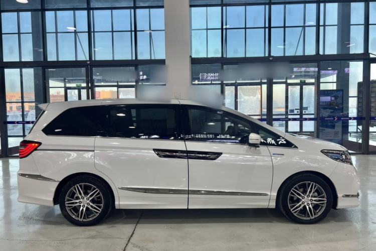 Used Honda Elysion 2019 2.0L Hybrid Luxury Edition
