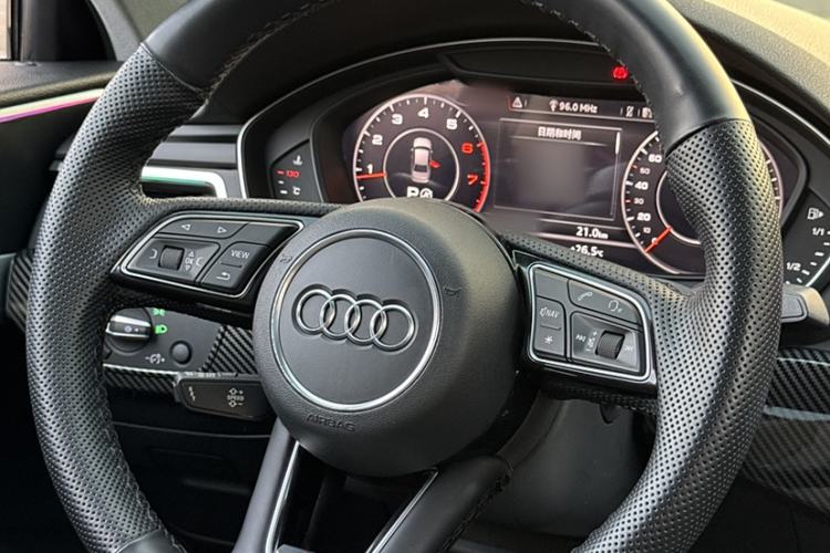 Used Audi A4L 2019 40 TFSI Fashion Version China V
