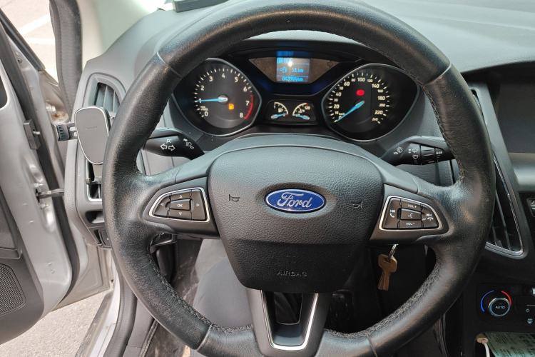 Used Ford Focus 2015 Sedan 1.6L Automatic Trend Model
