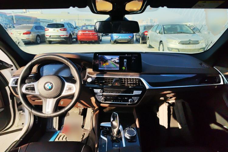 Used BMW 5 Series 2021 Facelifted 525Li M Sport Package
