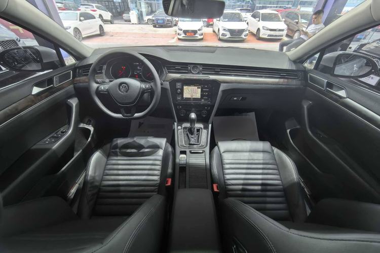 Used Volkswagen Magotan 2019 330TSI DSG Luxury Version China VI Standard
